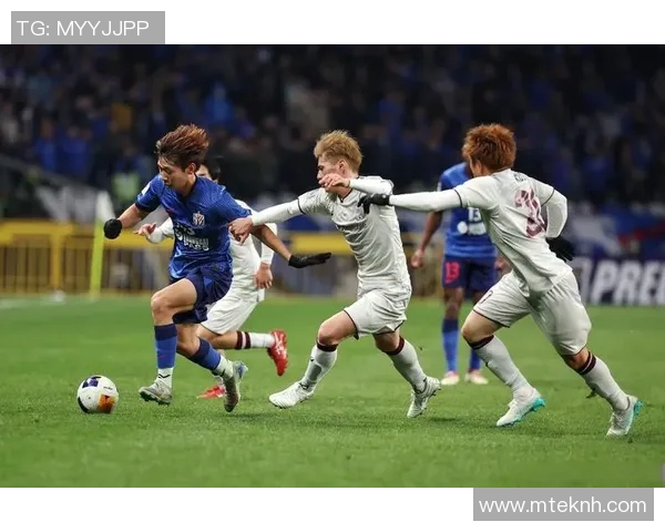 亚冠精英联赛精彩回顾卡扎伊什维利梅开二度助球队夺胜