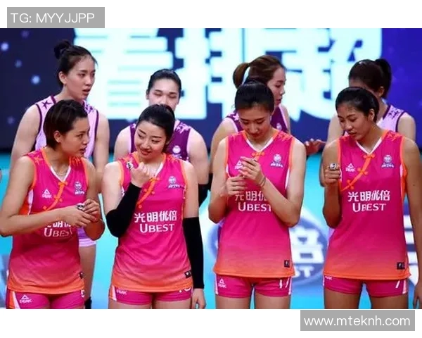 余望在关键时刻补射得分助力球队逆转胜利的精彩瞬间 余望在关键时刻补射得分助力球队逆转胜利的精彩瞬间