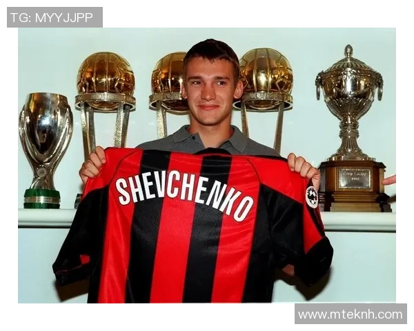 传奇名将！回顾AC米兰五位后卫名宿辉煌生涯