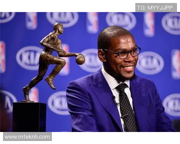 杜兰特再度入选全明星首发夺得历史第二次MVP称号