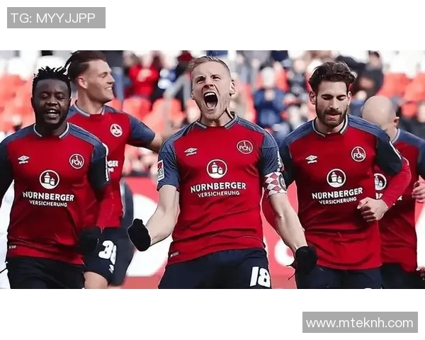 沙尔克04遭遇惨败，主场丢球惨败收官